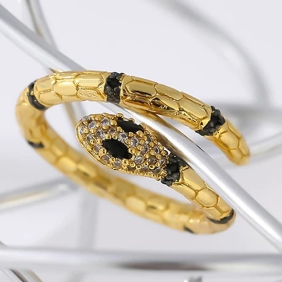 Jewelry - NEW 18K Gold Plated Diamond Snake Serpent Adjustable Ring